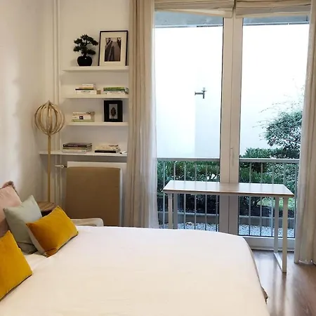 Cozy 15min Ladefense 20min Champselysees *