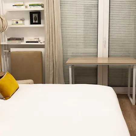 Cozy 15min Ladefense 20min Champselysees *